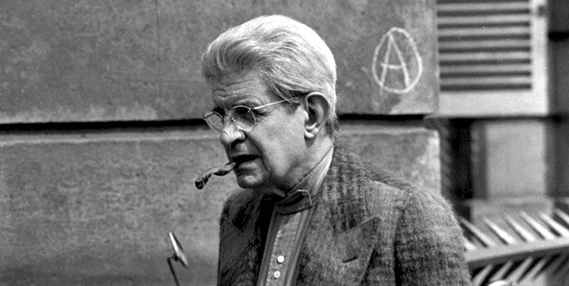 Jacques Lacan podczas seminarium, z cygarem