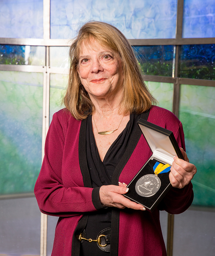 Elizabeth Loftus z nagrodą za wkład w psychologię pamięci i naukę sądową